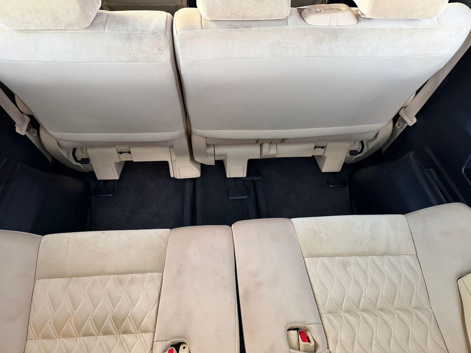 Used Toyota Alphard 2025 for sale - 76701900: Photo 30