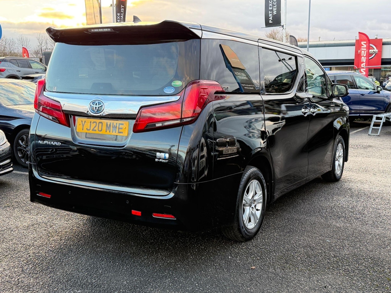 Used Toyota Alphard 2025 for sale - 76701900: Photo 9