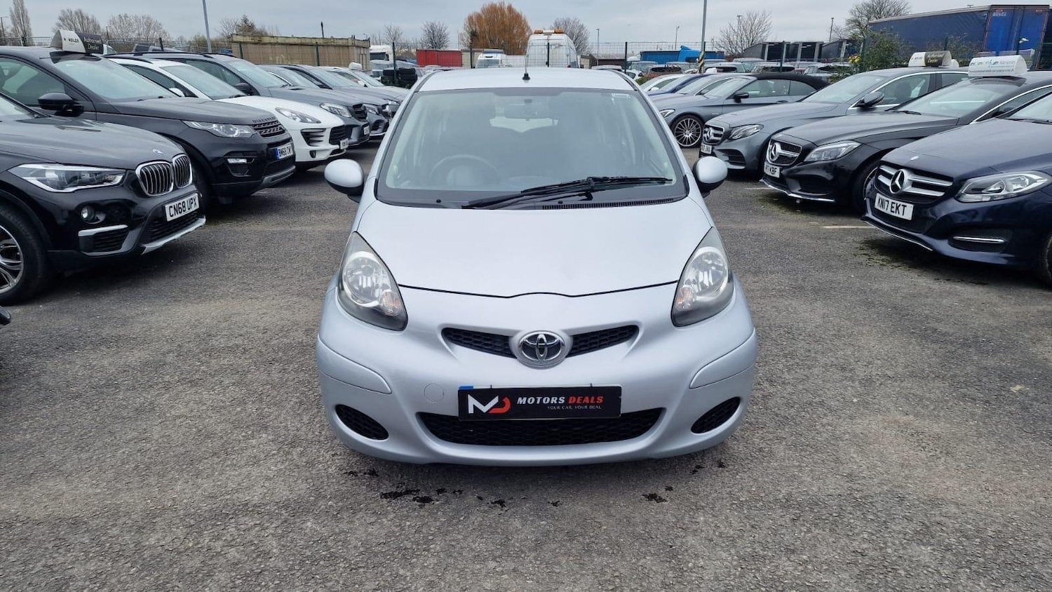 Used Toyota AYGO for sale - 77793975: Photo 2