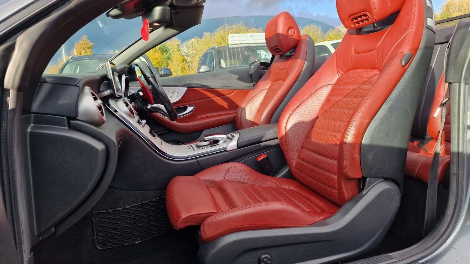 Used Mercedes-Benz C Class 2018 for sale - 76989550: Photo 33