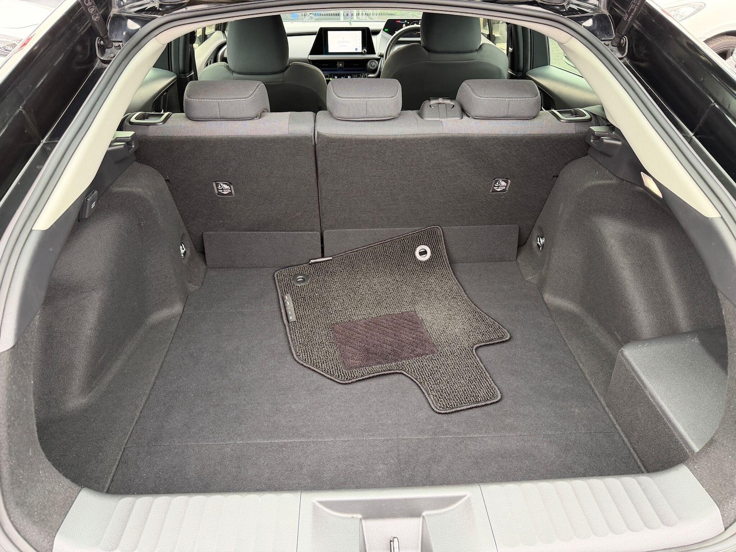 Used Toyota Prius 2026 for sale - 78127514: Photo 29