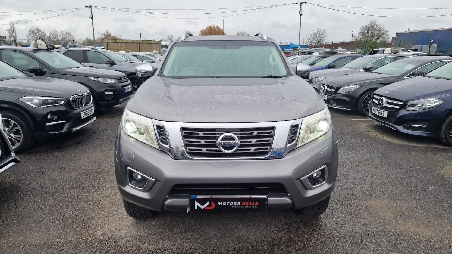 Used Nissan Navara 2017 for sale - 77898448: Photo 2