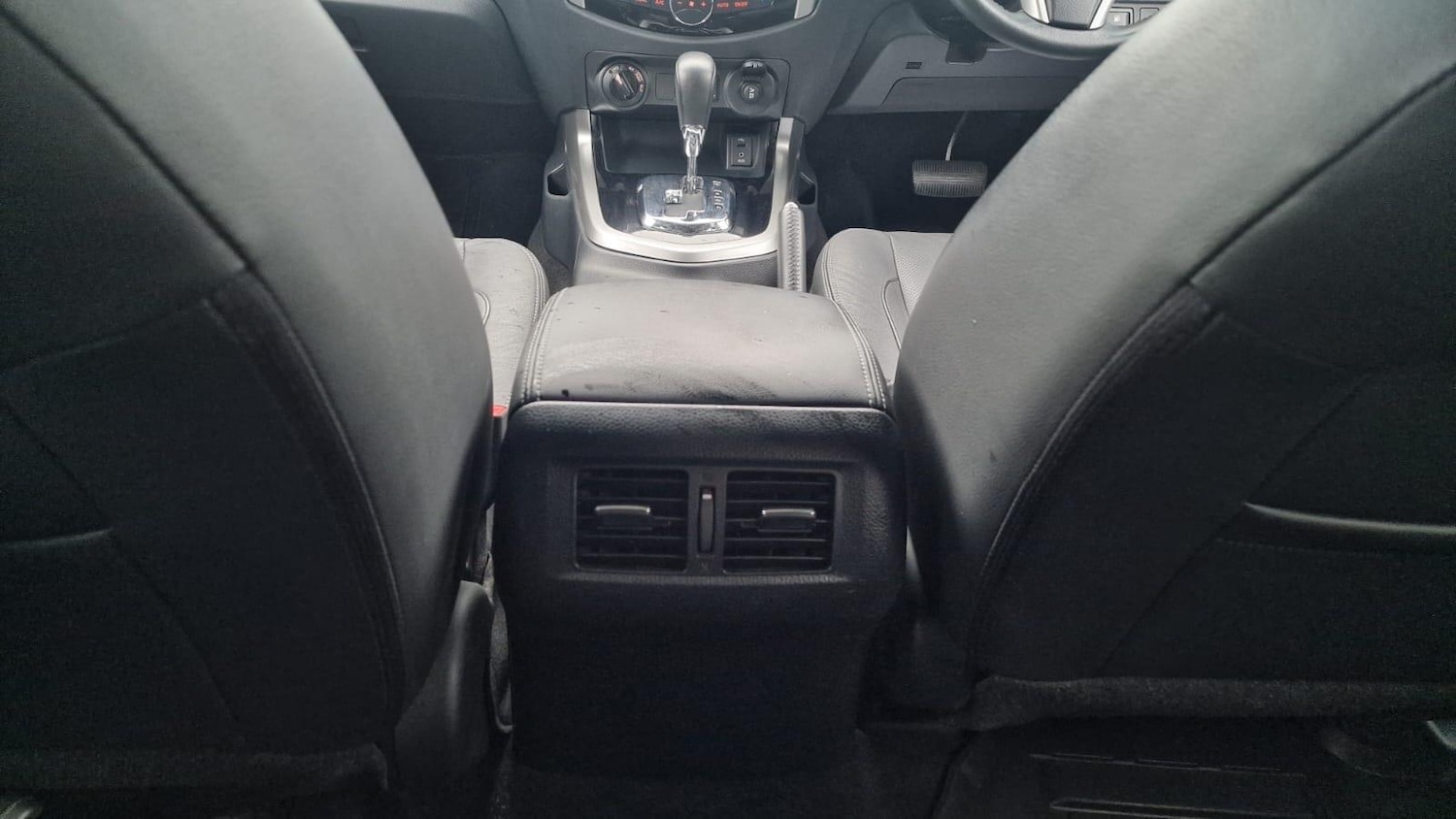 Used Nissan Navara 2017 for sale - 77898448: Photo 27