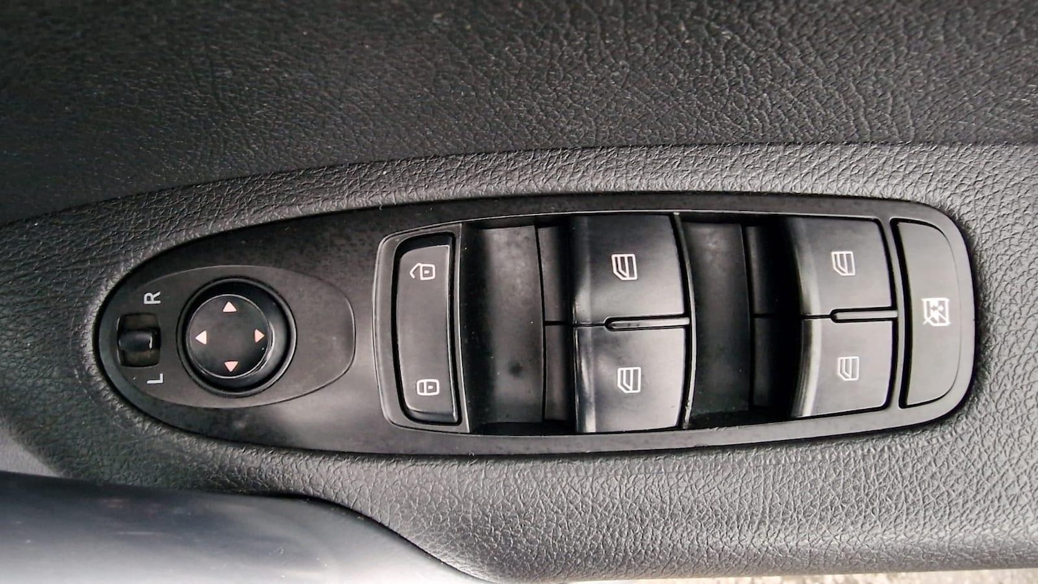 Used Mercedes-Benz X Class 2019 for sale - 77784740: Photo 23