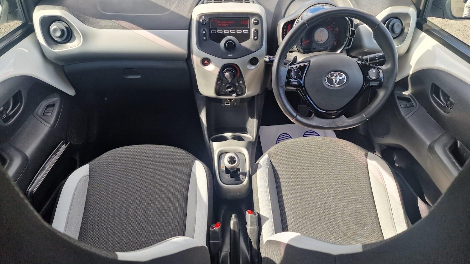 Used Toyota AYGO 2014 for sale - 77898454: Photo 13