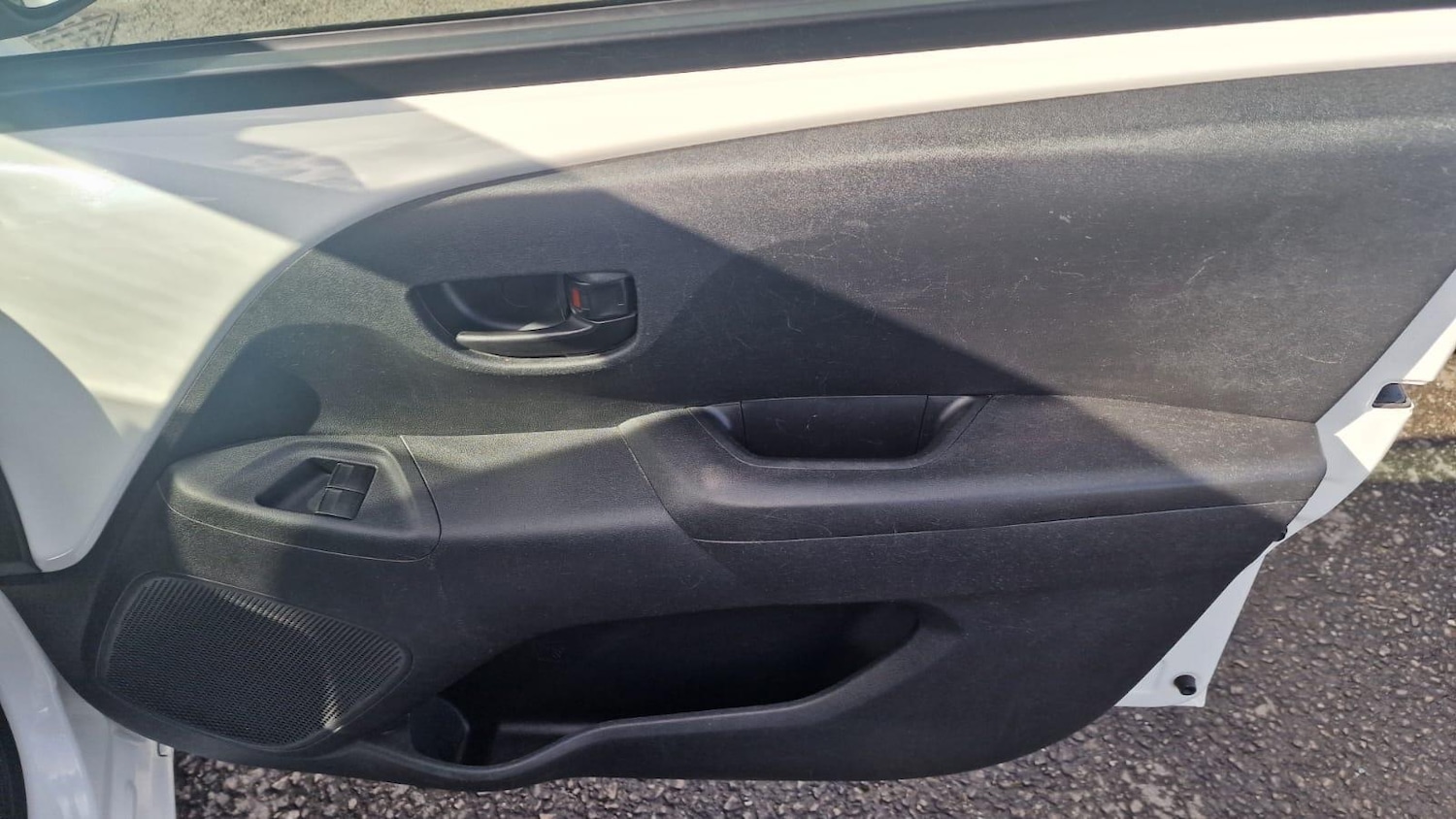 Used Toyota AYGO 2014 for sale - 77898454: Photo 21