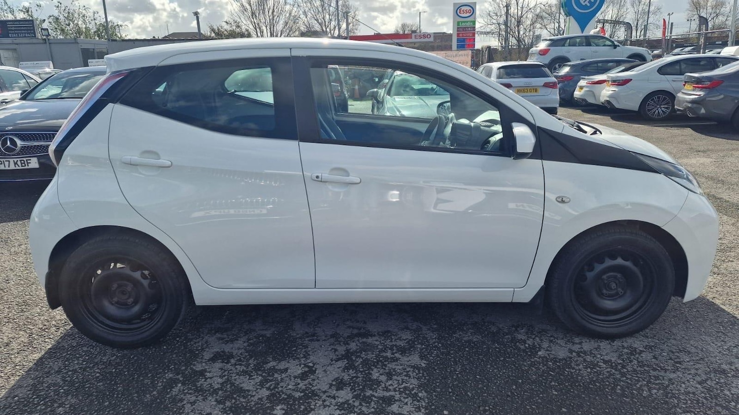 Used Toyota AYGO 2014 for sale - 77898454: Photo 6