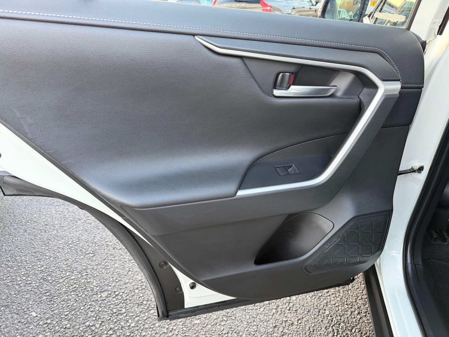 Used Toyota RAV4 for sale - 76975529: Photo 32