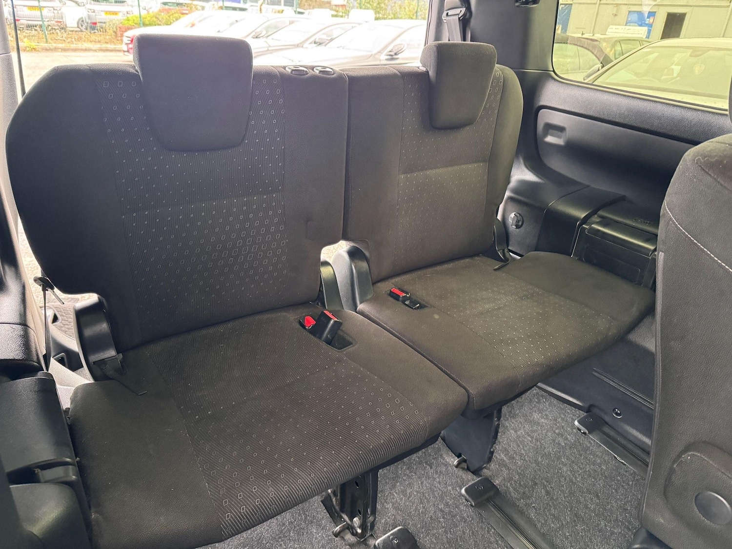 Used Toyota Voxy for sale - 76592184: Photo 29