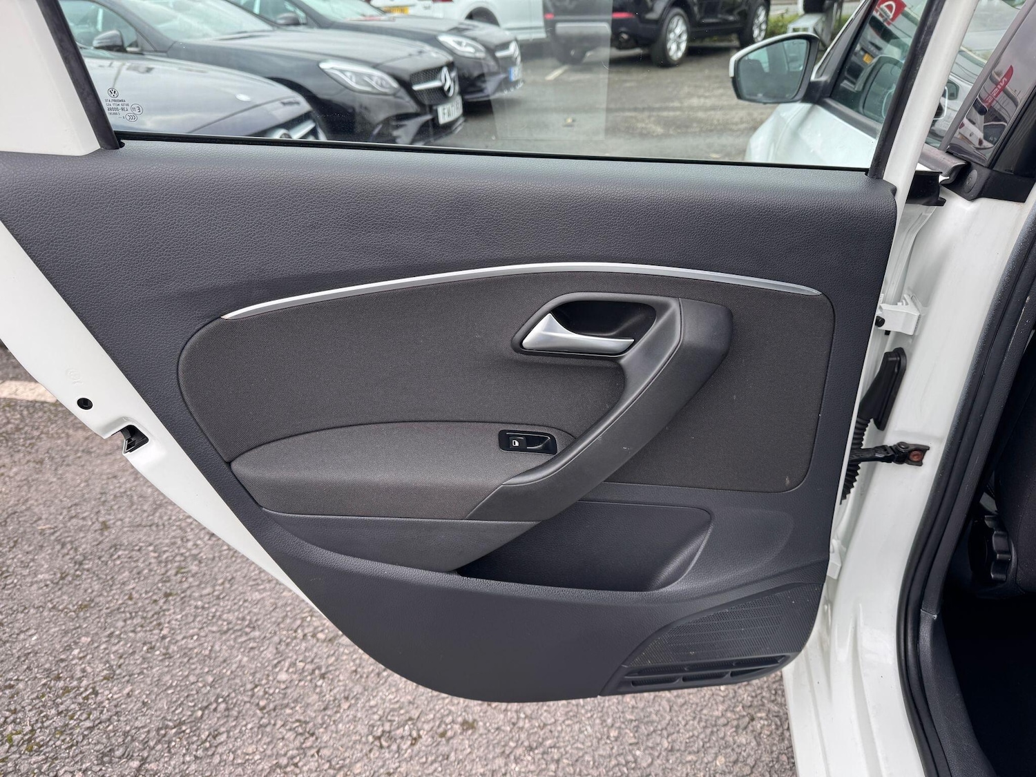 Used Volkswagen Polo 2014 for sale - 77637451: Photo 30