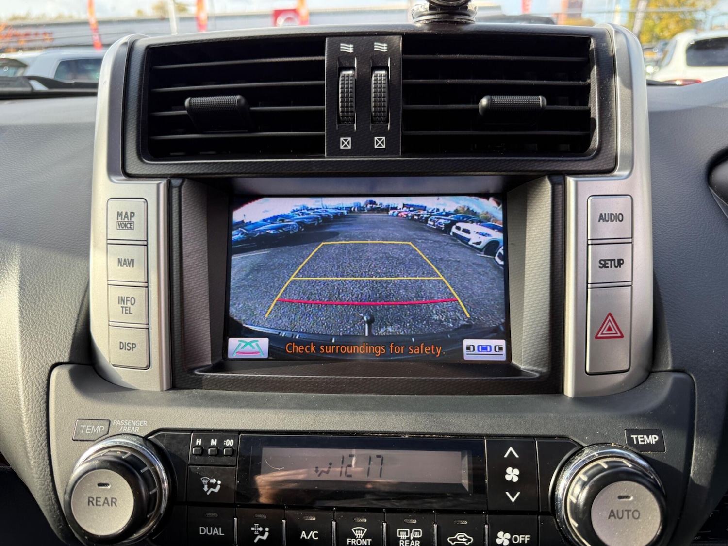 Used Toyota Land Cruiser 2013 for sale - 76408829: Photo 18