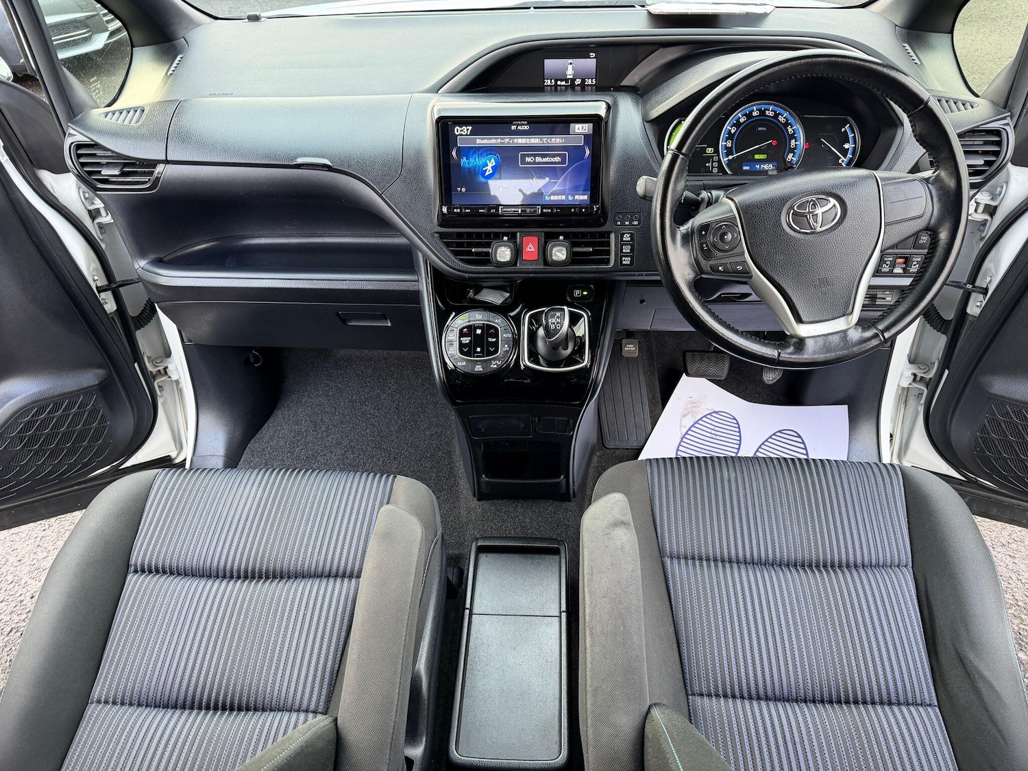 Used Toyota Noah 2025 for sale - 77454899: Photo 11