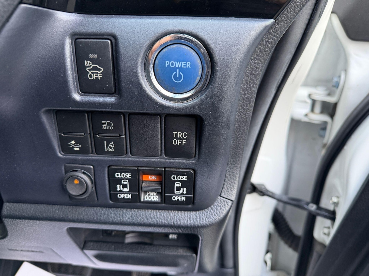 Used Toyota Noah 2025 for sale - 77454899: Photo 17