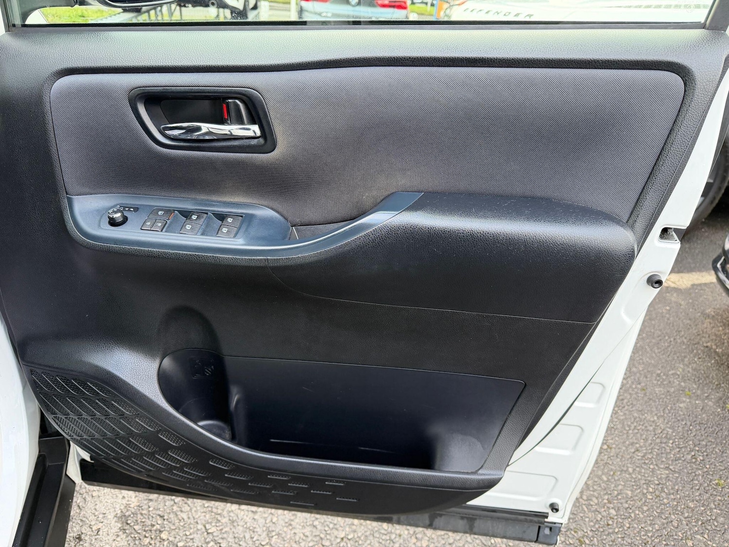 Used Toyota Noah 2025 for sale - 77454899: Photo 21