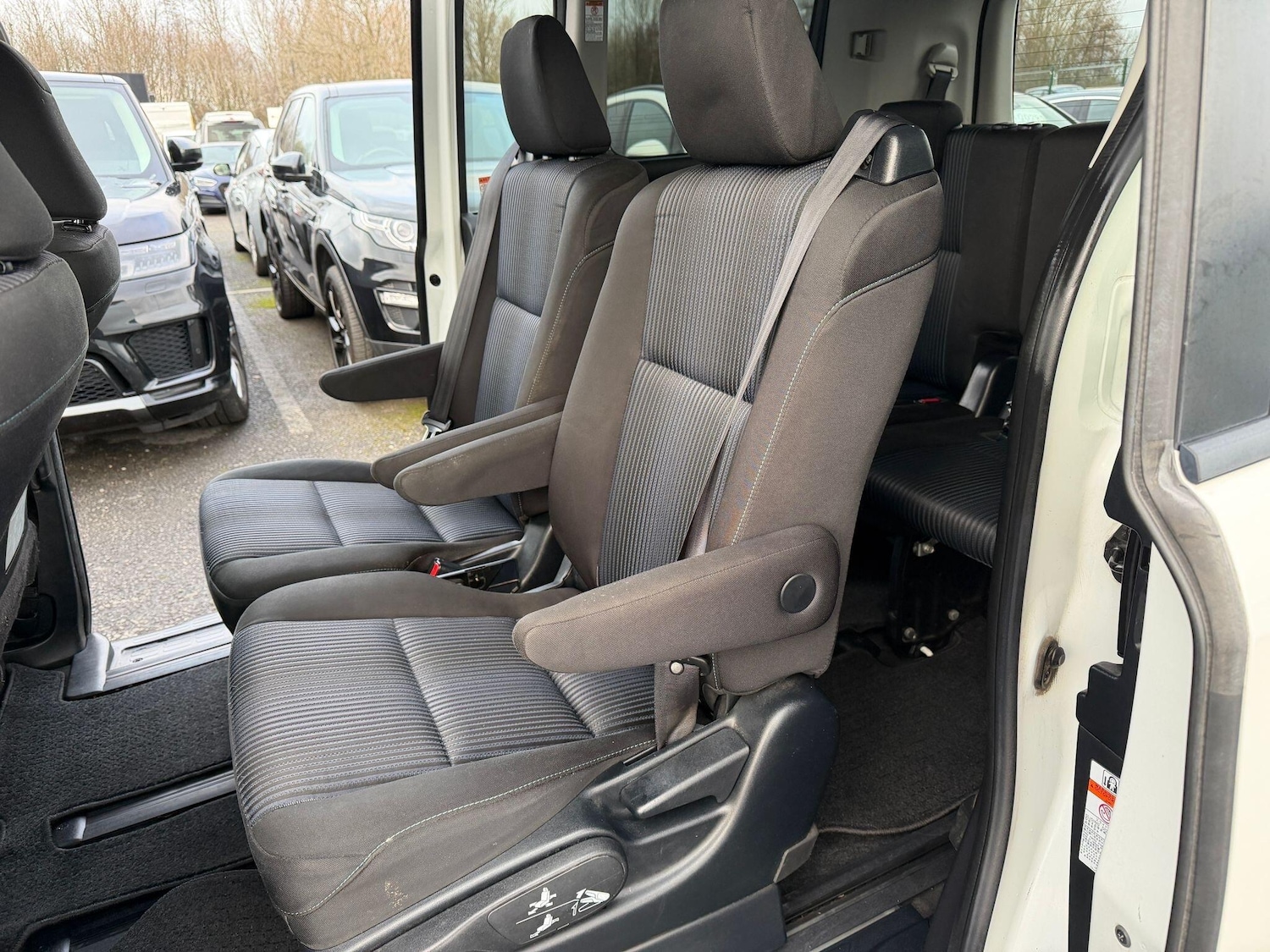 Used Toyota Noah 2025 for sale - 77454899: Photo 22