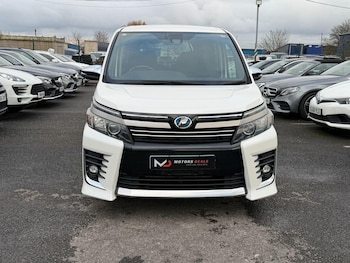 Used Toyota Noah 2016 for sale - 77454899: Photo