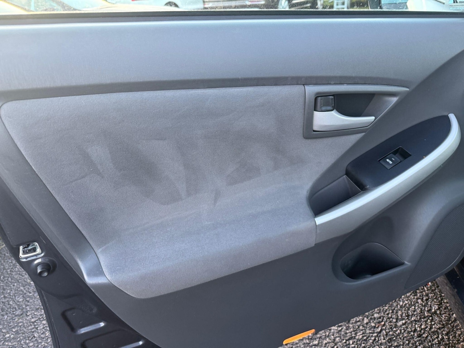 Used Toyota Prius for sale - 76926711: Photo 25