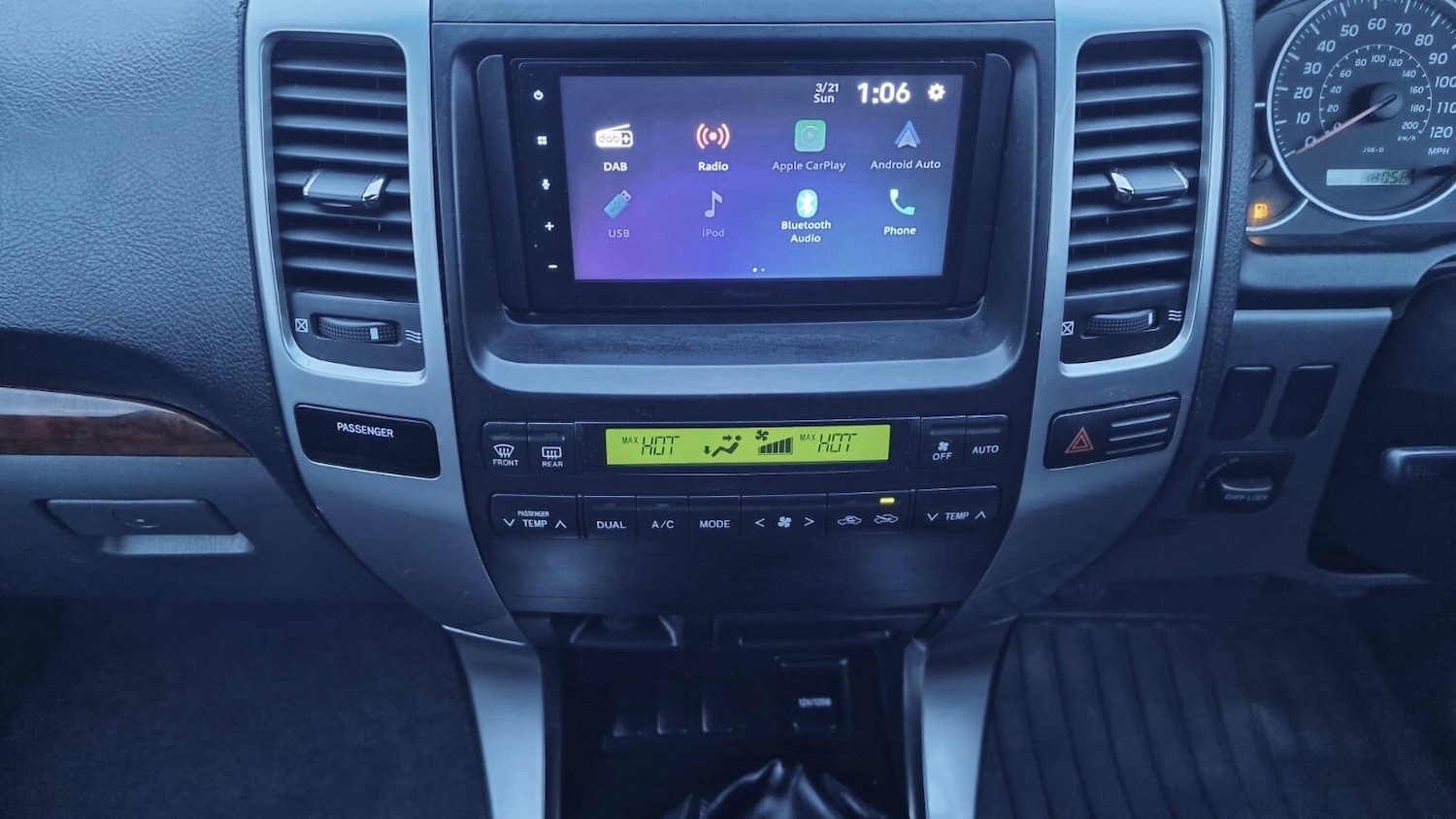 Used Toyota Land Cruiser for sale - 77625213: Photo 15