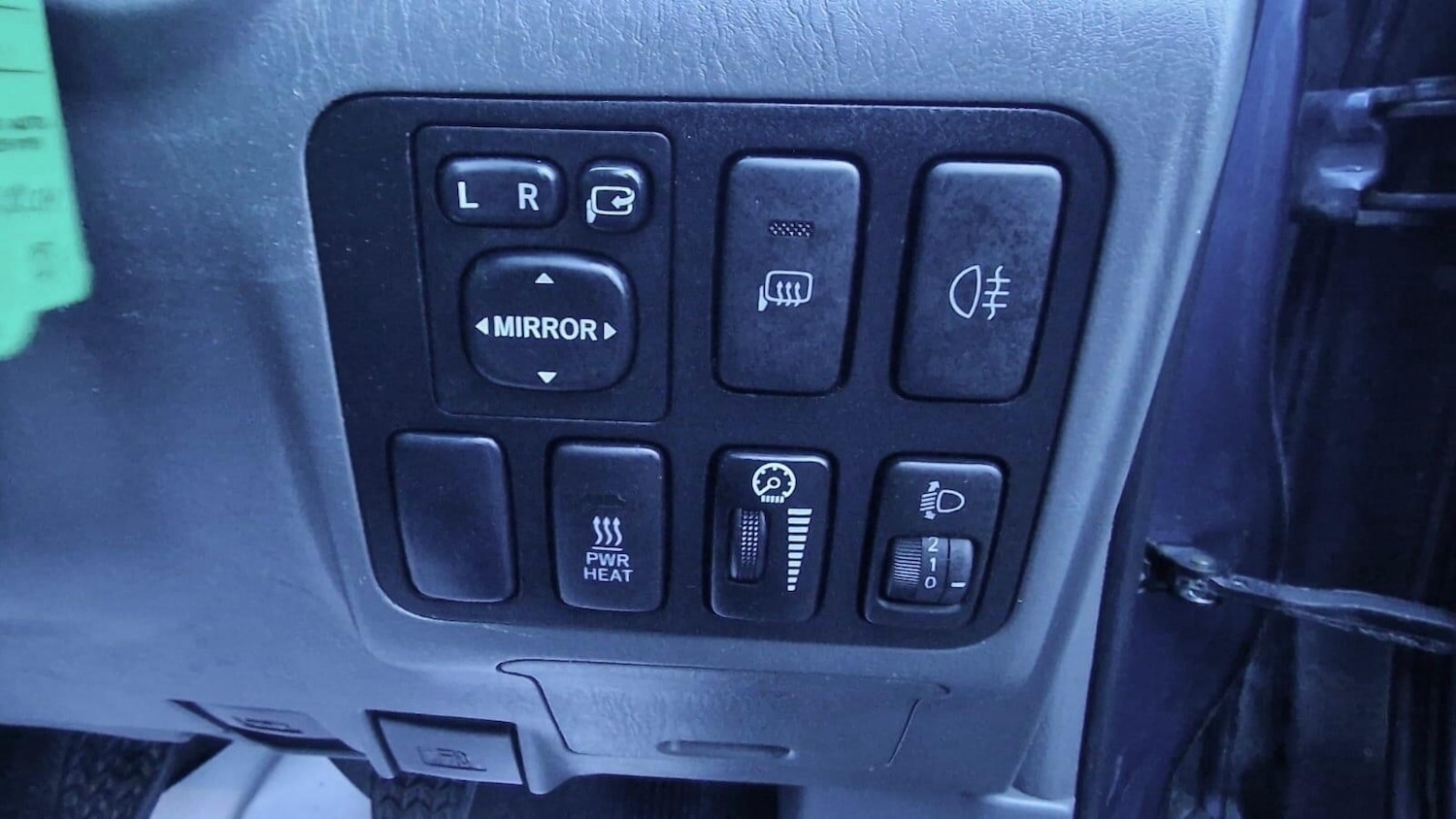 Used Toyota Land Cruiser for sale - 77625213: Photo 16