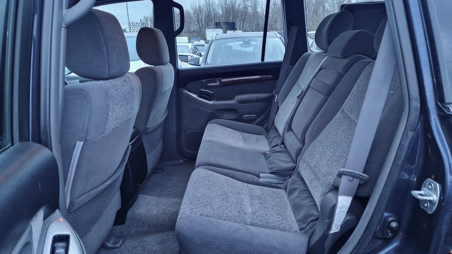 Used Toyota Land Cruiser for sale - 77625213: Photo 23