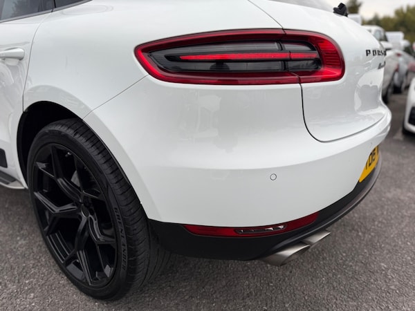 Used Porsche Macan 2015 for sale - 76151385: Photo 11