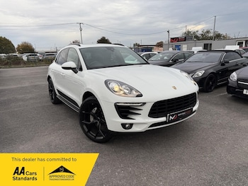 Porsche - Macan