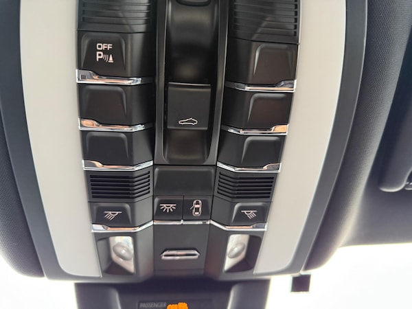 Used Porsche Macan 2015 for sale - 76151385: Photo 26