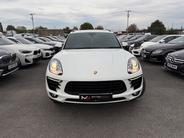 Used Porsche Macan 2015 for sale - 76151385: Photo 2