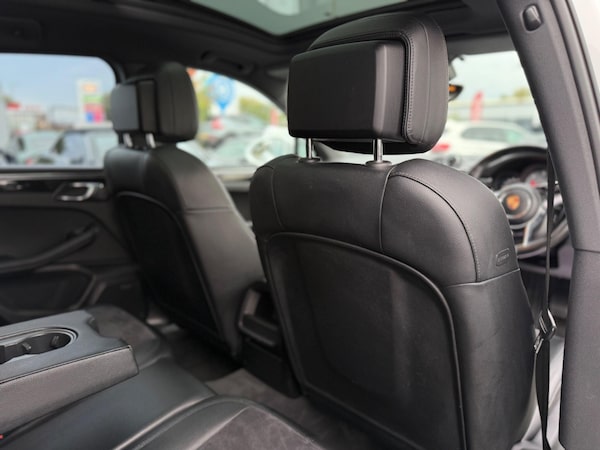 Used Porsche Macan 2015 for sale - 76151385: Photo 40