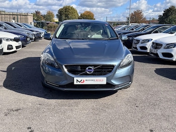 Used Volvo V40 2014 for sale - 76425506: Photo