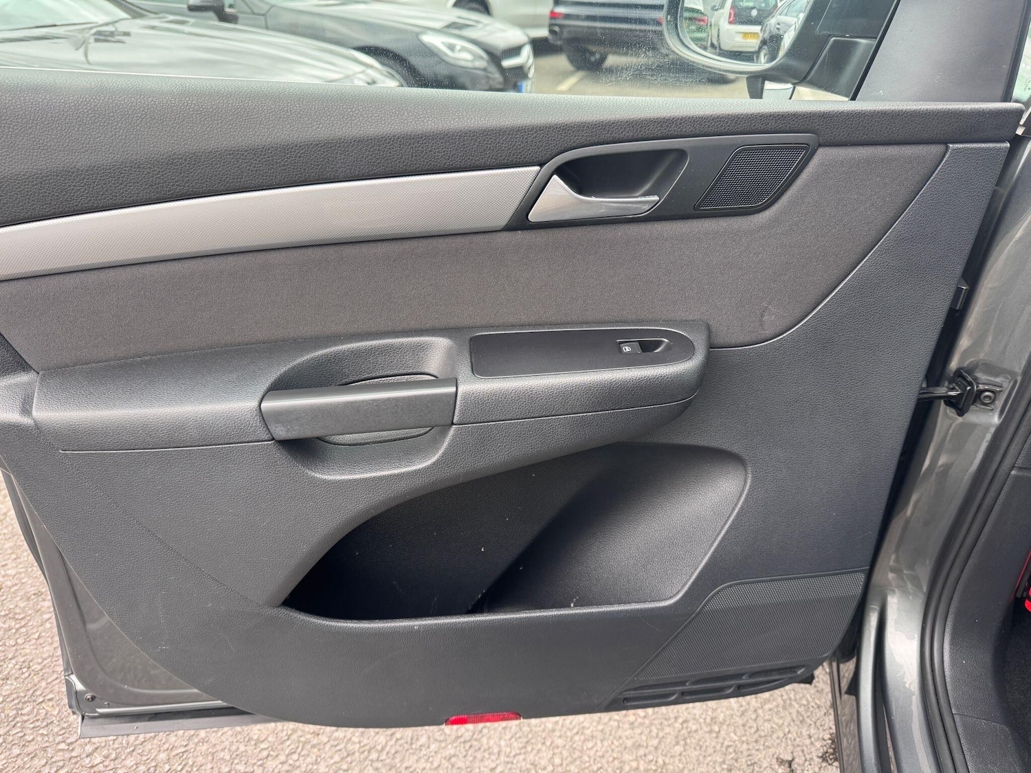 Used Volkswagen Sharan 2025 for sale - 76200840: Photo 26