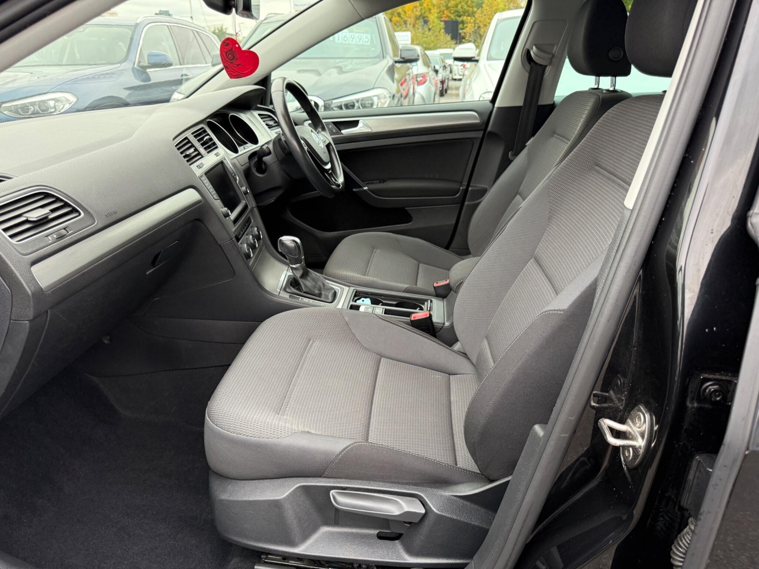 Used Volkswagen Golf 2025 for sale - 76995605: Photo 20