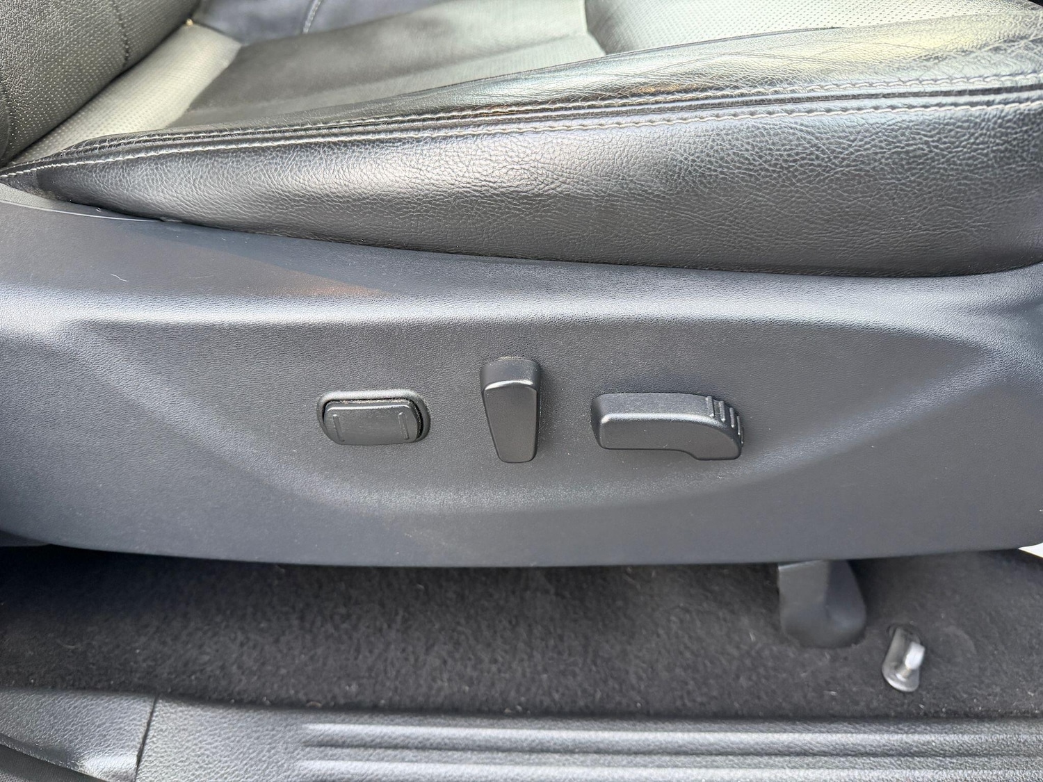 Used Nissan Navara 2019 for sale - 77242783: Photo 25