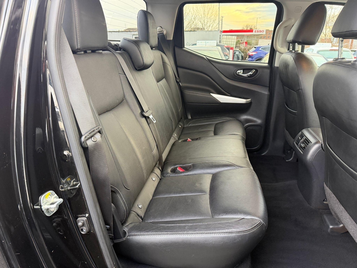 Used Nissan Navara 2019 for sale - 77242783: Photo 33