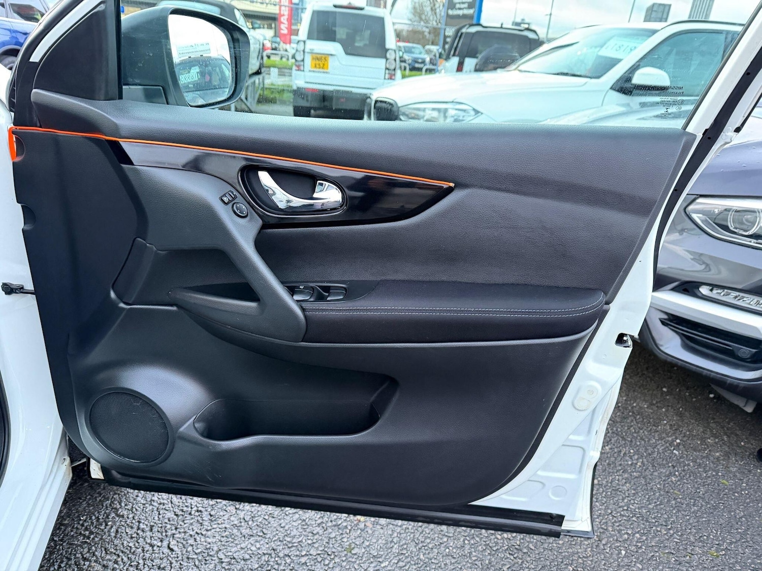 Used Nissan Qashqai for sale - 76701575: Photo 24