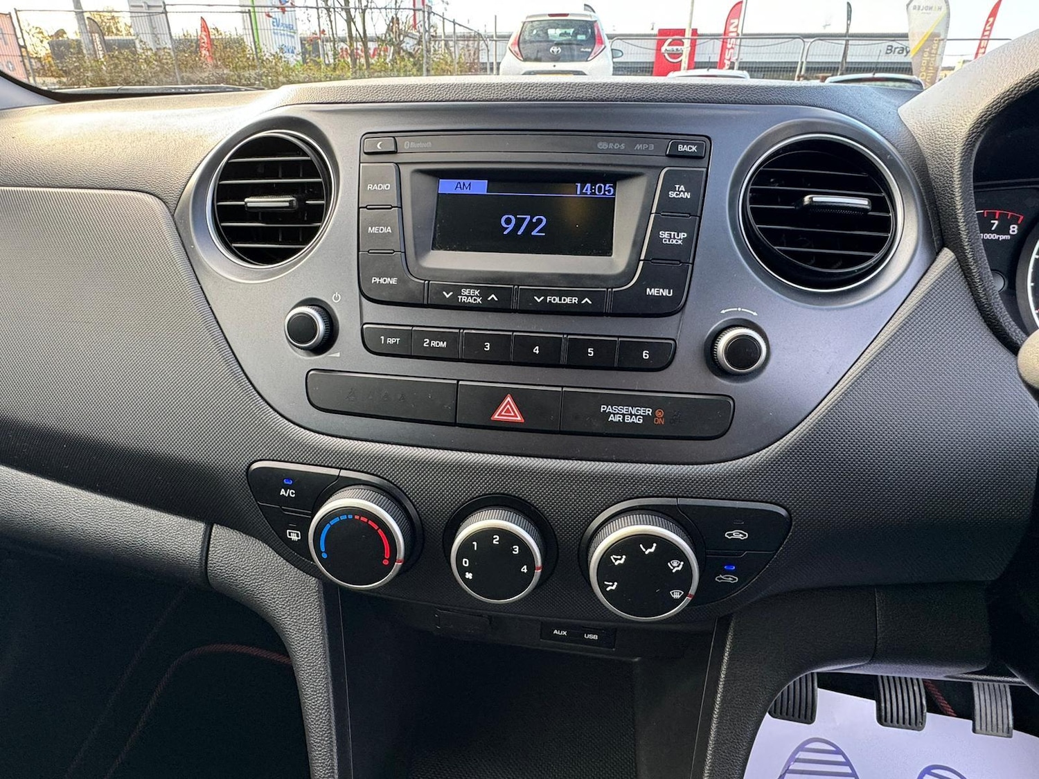 Used Hyundai i10 2019 for sale - 76989462: Photo 12