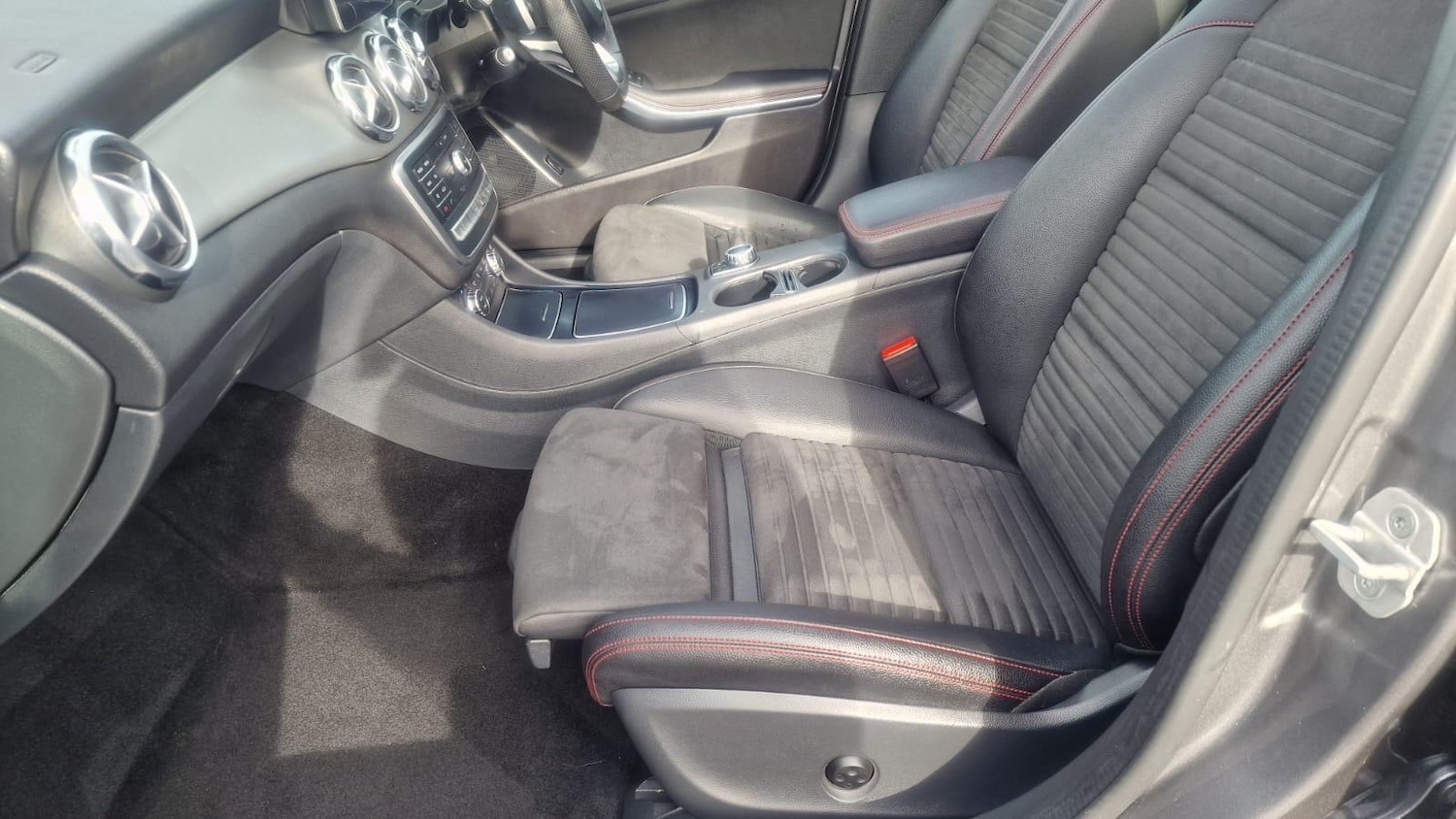 Used Mercedes-Benz GLA 2017 for sale - 77633074: Photo 21