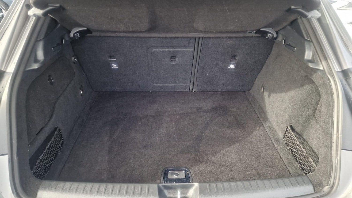 Used Mercedes-Benz GLA 2017 for sale - 77633074: Photo 33