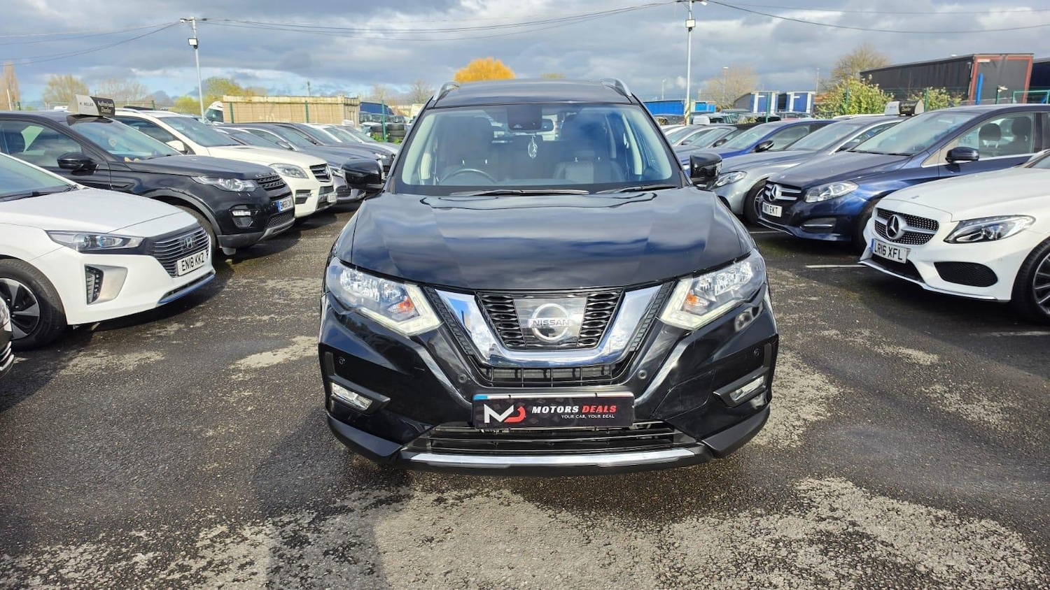 Used Nissan X-Trail for sale - 78135750: Photo 2