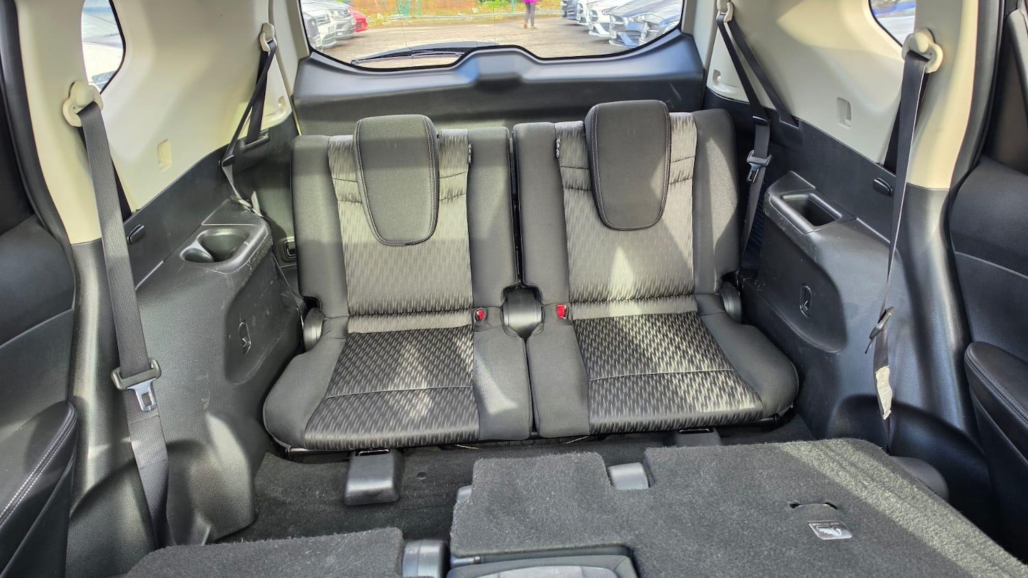 Used Nissan X-Trail for sale - 78135750: Photo 35