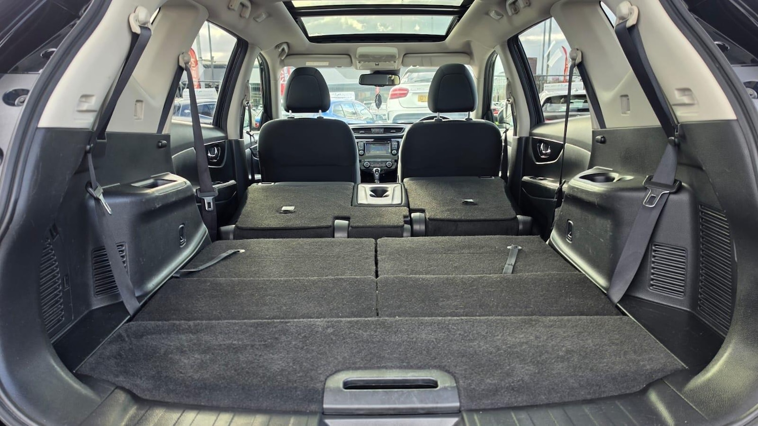 Used Nissan X-Trail for sale - 78135750: Photo 37