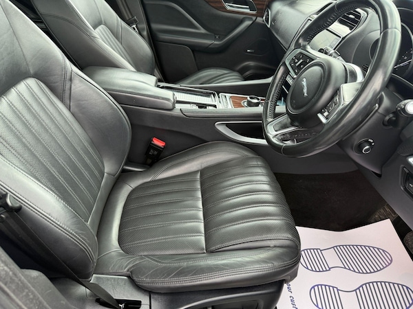 Used Jaguar F-Pace 2018 for sale - 75682065: Photo 14