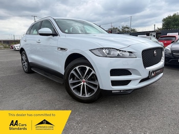 Used Jaguar F-Pace 2018 for sale - 75682065: Photo