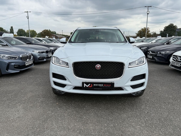 Used Jaguar F-Pace 2018 for sale - 75682065: Photo 2
