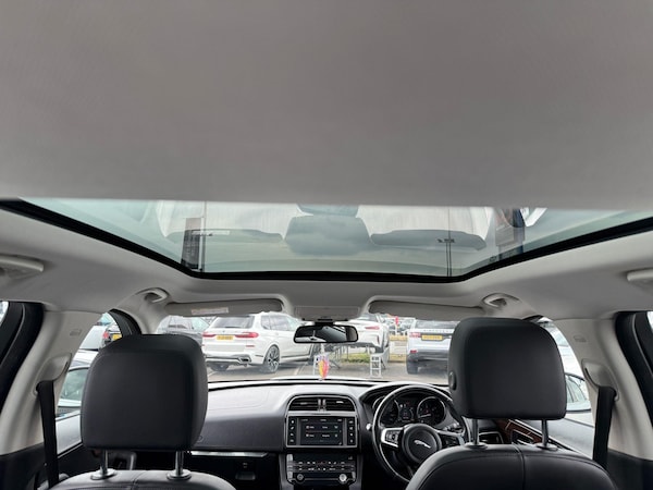 Used Jaguar F-Pace 2018 for sale - 75682065: Photo 30