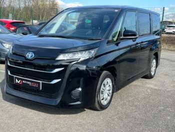 Used Toyota Voxy 2023 for sale - 74136205: Photo