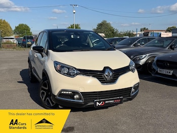 Used Renault Captur 2016 for sale - 78430101: Photo