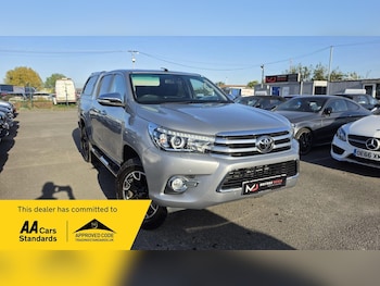 Used Toyota Hilux 2017 for sale - 78348108: Photo