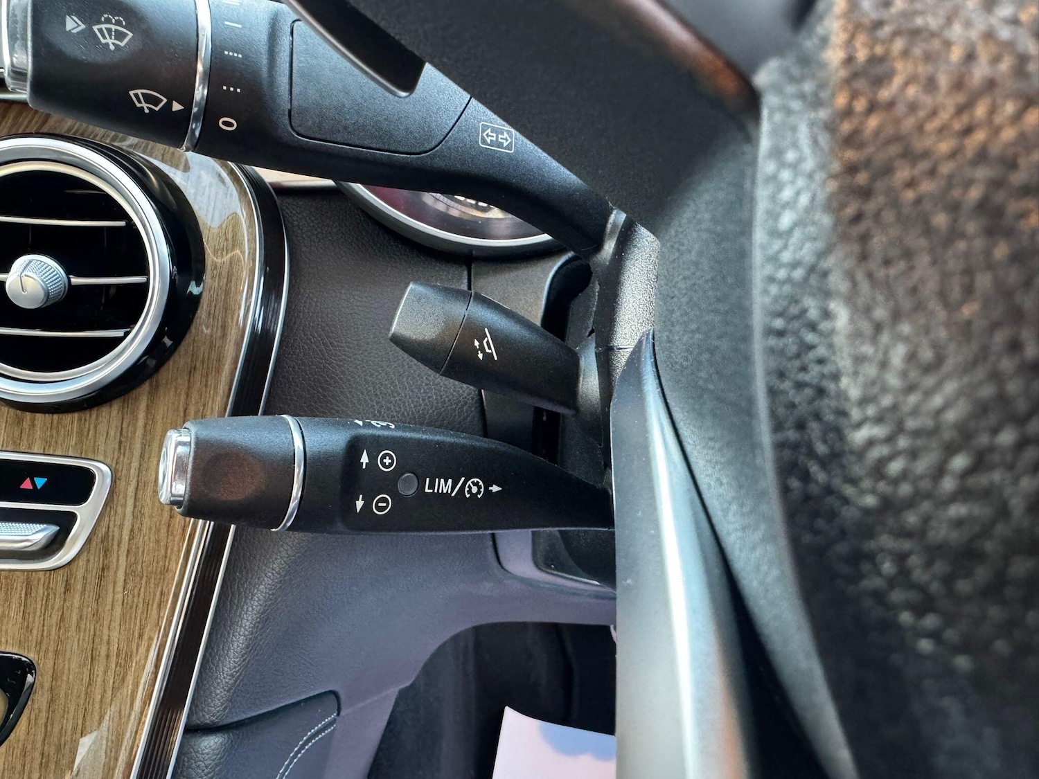 Used Mercedes-Benz GLC 2016 for sale - 76672512: Photo 16