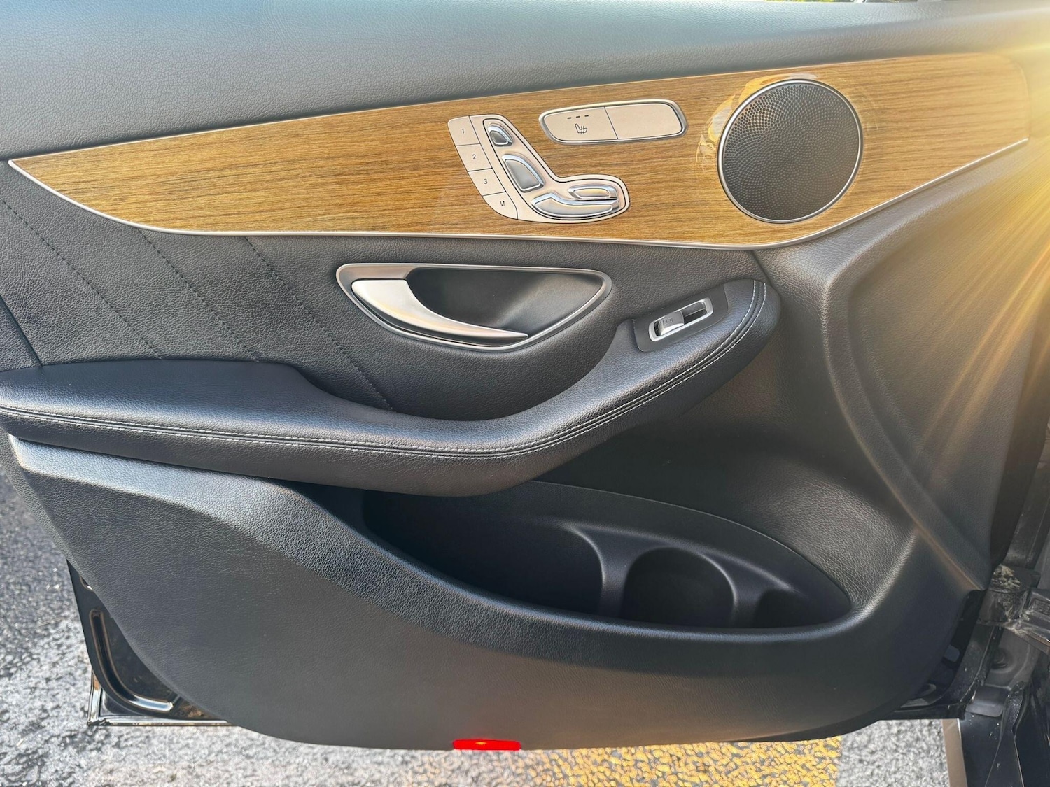 Used Mercedes-Benz GLC 2016 for sale - 76672512: Photo 29